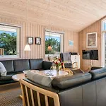 Ferienhaus Melita - 2km From The Sea By Interhome